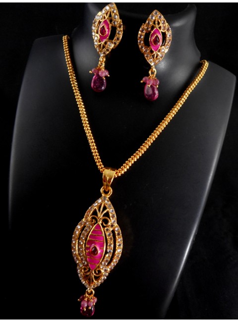 Polki Pendant Set